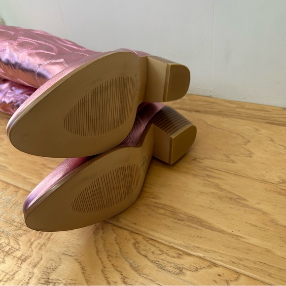 Pink Metallic Cowgirl Boots 8 Heeled Tall Barbie Pink Western Heeled Boot - Picture 9 of 9